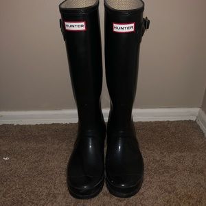 Hunter Tall Black Gloss Boots